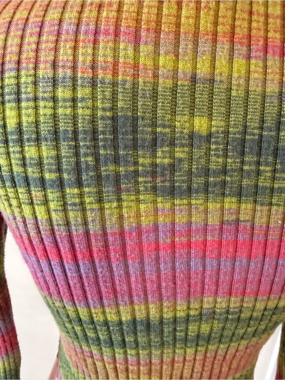 Y2K Like Missoni Ribbed Collared Button-Front Cropped Top - Picture 6 of 7